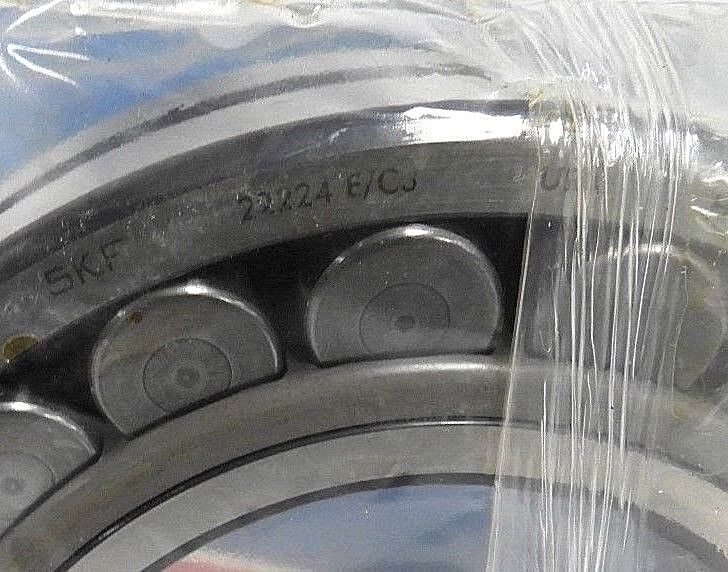NIB SKF EXPLORER 22224 E/C3 SPHERICAL ROLLER BEARING 22224EC3