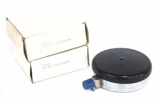 LOT OF 2 MARSHALL TOWN 91704 TEST GAUGES 0-160 PSI, 0-1100 KPA, 1/4" NPT, 9I704