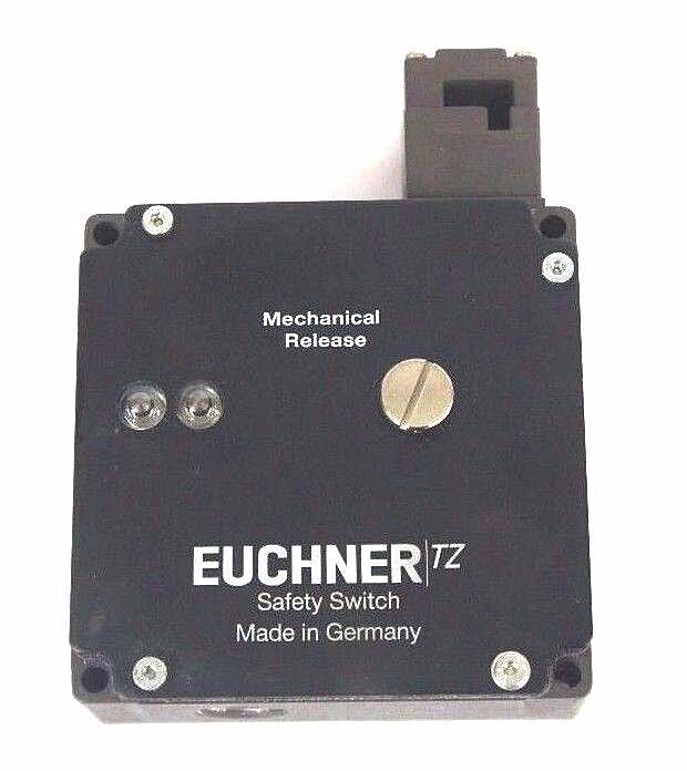 NEW EUCHNER TZ2RE024MVAB SAFTEY SWITCH AC/DC 24V, ID. NR. : 088071