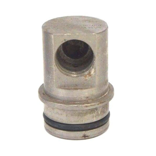 LOT OF 7 KING ENGINEERING CORP. TANK MOUNT FITTINGS PAT NO. 3.161.051