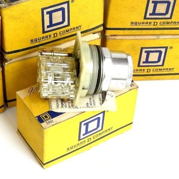 NIB SQUARE D 9001KS44H13 SELECTOR SWITCH 600VAC, 10A, 30MM, T-K