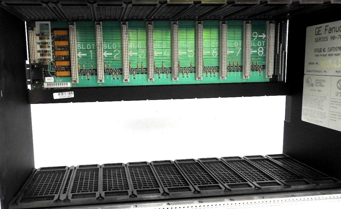 FANUC IC697CHS790D RACK 9-SLOT REAR MOUNT 90/70 W/ 44A724845-G01 PC BOARD