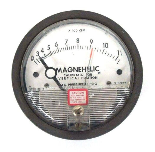 DWYER 12-166981-00  MAGNEHELIC PRESSURE GAUGE 15 PSIG MAX, 0-40, 1216698100