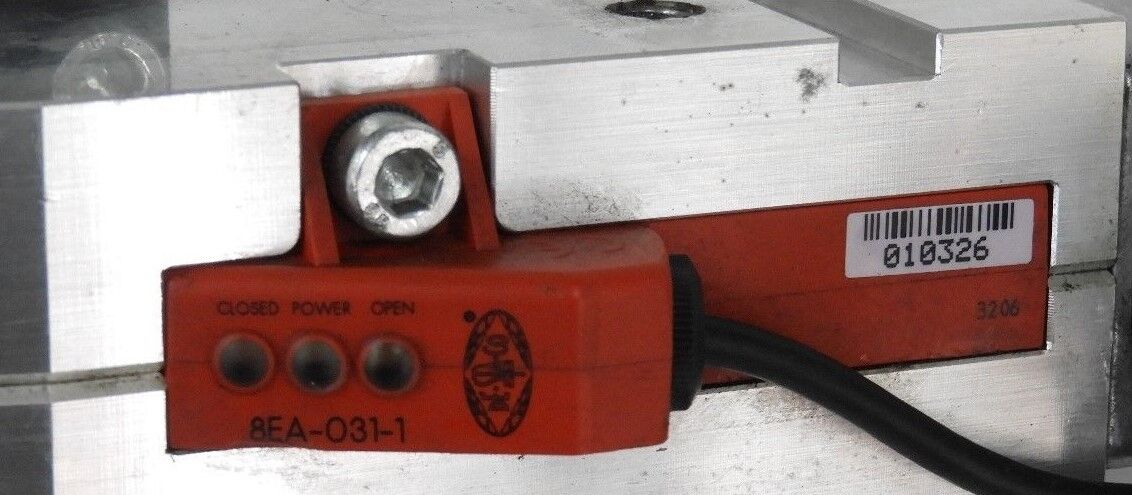 DE-STA-CO 82L40-112B800 PNEUMATIC POWER CLAMP 82L40-1110000