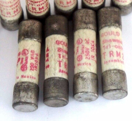 LOT OF 16 GOULD SHAWMUT TRM2 TRI-ONIC FUSES 250V AC