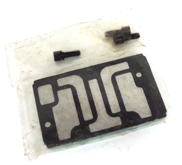 NEW NUMATICS 229-840 BLANK STATION PLATE KIT W/ SCREWS 229840