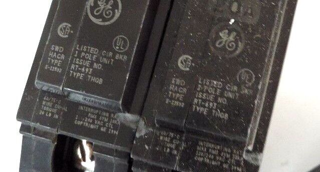 LOT OF 3 GENERAL ELECTRIC TYPE RT-693 CIRCUIT BREAKERS TYPE THQB, 1P, 20A