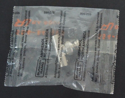 NEW AMPHENOL 554-84/905 CONNECTOR 55484905