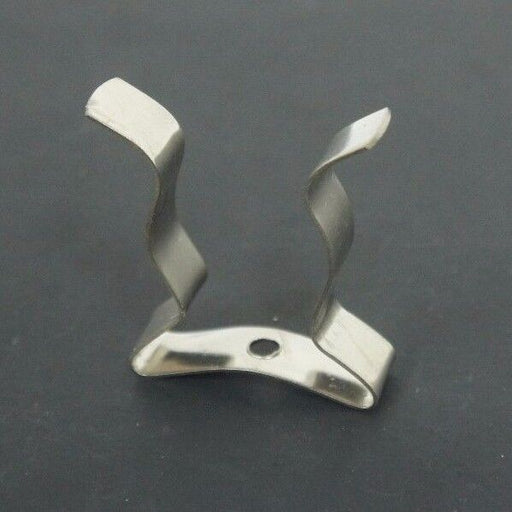 LOT OF 33 MINERALLAC 1/2" RIGID CONDUIT PIPE HANGERS