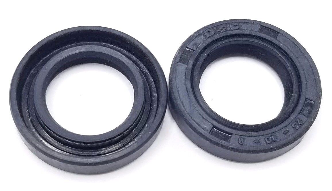 LOT OF 2 NEW GERA 050304160000-49 OIL SEALS 025X40X8