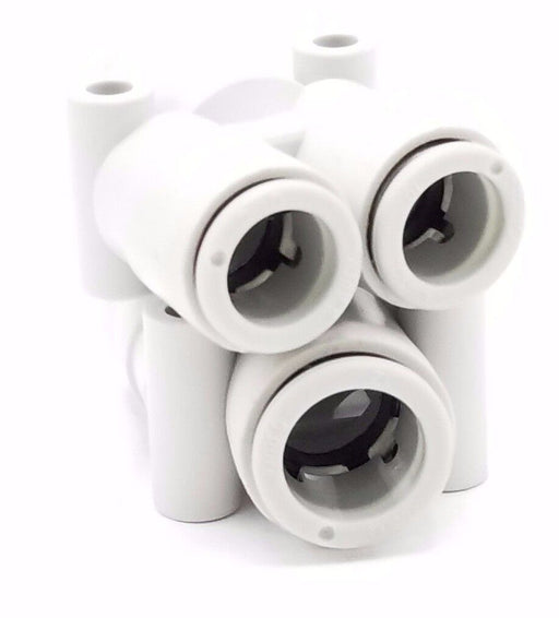 LOT OF 2 NEW SMC KQU10-12A FITTINGS KQU1012A