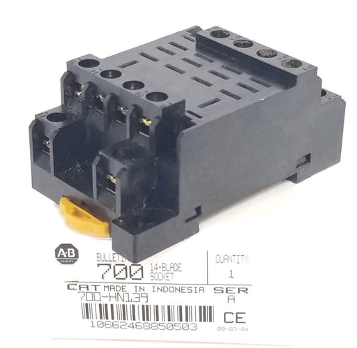 NIB ALLEN BRADLEY 700-HN139 14-BLADE SOCKET 700HN139, SER. A