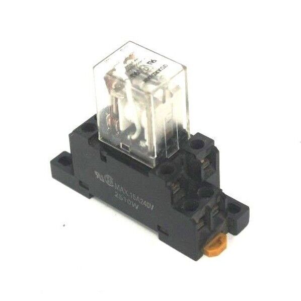 OMRON PTF08A-E SOCKET RELAY BASE WITH GUARDIAN 1390H-2C