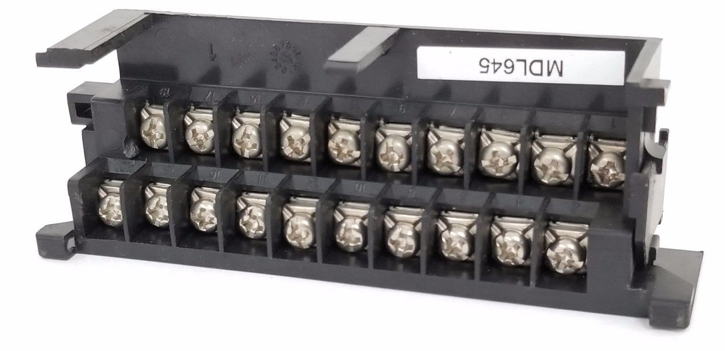 GE FANUC 44D750121 TERMINAL BLOCK 16-CHANNEL, 20 POS. 24VDC (CHIPPED CORNER)