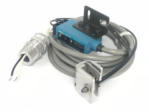 NEW HONEYWELL FE7C-FRU2-M PHOTOELECTRIC SENSOR W/ FIBER OPTIC CABLE FEF-PAD6-M