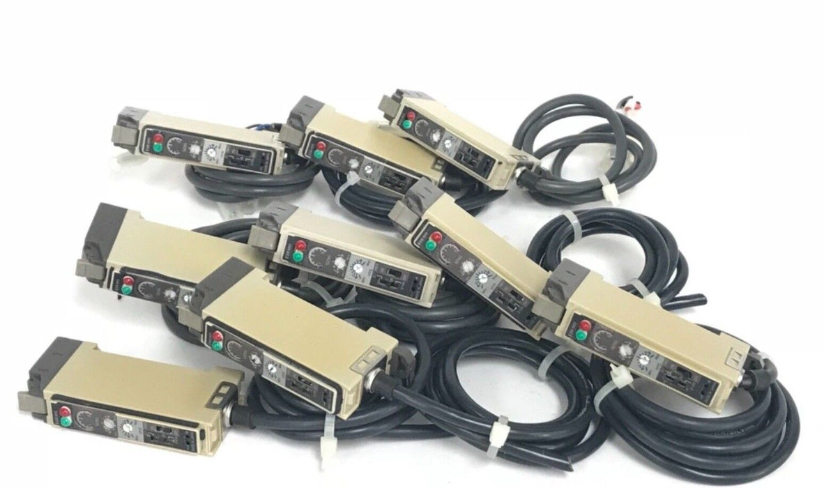 LOT OF 9 OMRON E3X-H11 PHOTOELECTRIC SENSORS 10-30VDC, E3XH11