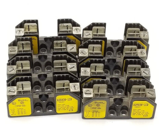 LOT OR 8 BUSS R25030-1CR FUSEHOLDERS 250V, 30A, 1POLE, 1BR007, R250301CR