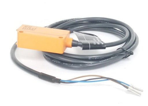 NEW IFM EFECTOR OU5010 DIFFUSE REFLECTION SENSOR OUT-HPKG