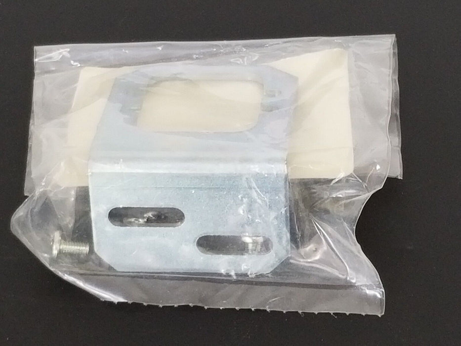 NIB BOSTON GEAR EN43108-B LUBRICATOR BRACKET 71231