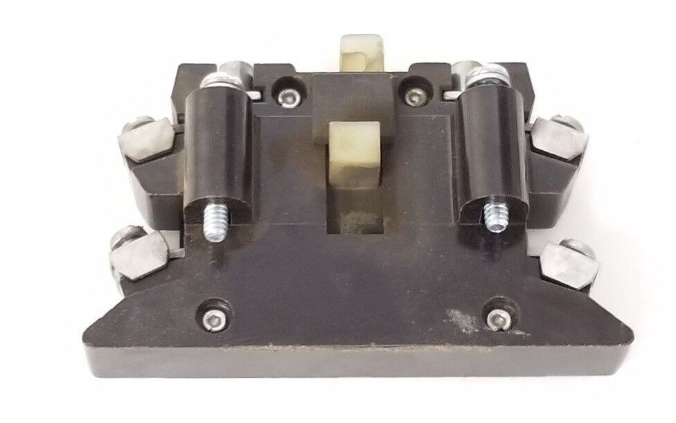 CUTLER HAMMER C320KB2 BASE AUX. CONTACT SER. A2, 1 NO - 1 NC