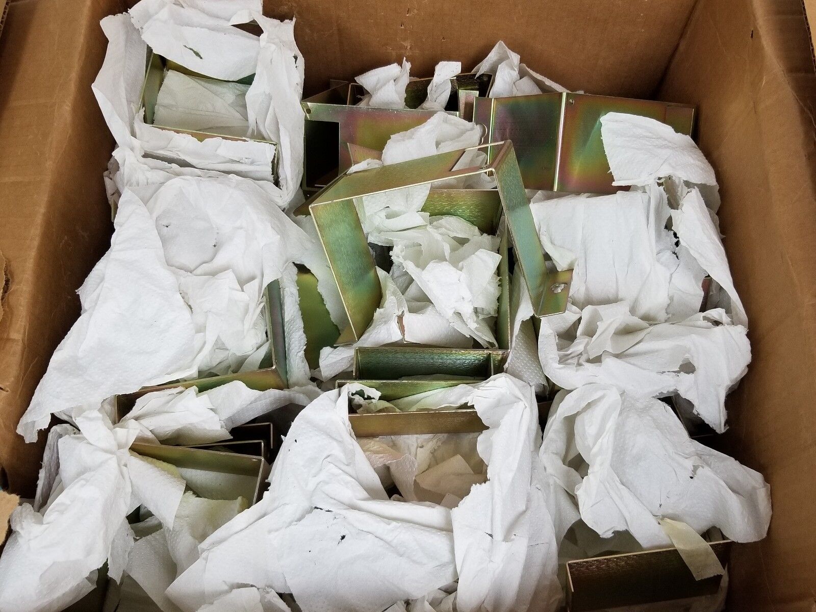 LOT OF 32 NEW WEATHERFORD PC00-39738-91 F7 AC7 KEYPAD MOUNTING BRACKETS 1606974