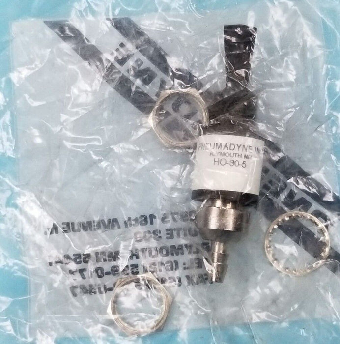 NEW PNEUMADYNE INC. HO-30-5 3-WAY TOGGLE SWITCH HO305