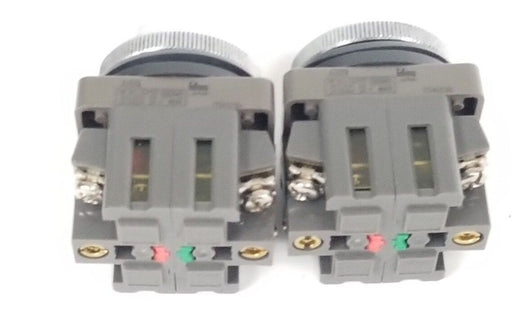 LOT OF 2 IDEC IZUMI 41-10650 PUSH BUTTONS ABN-15420N , AC125V 5A, AC300V 3A