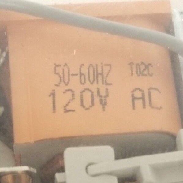 ALLEN BRADLEY 700-HA32A1 RELAY SER. D 120VAC 50-60HZ, 700HA32A1