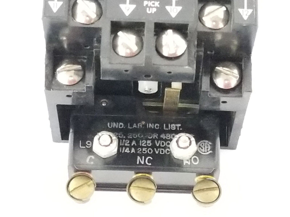 AGASTAT 7014ADL TIME DELAY RELAY 120V, 60HZ, 10-100 SEC.