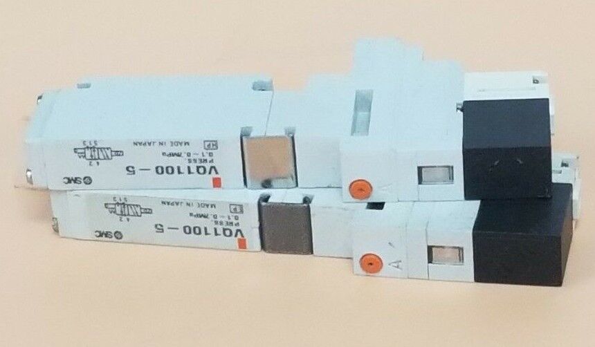 LOT OF 2 SMC VQ1100-5 SOLENOID VALVE VQ11005, 0.1~0.7MPa, DC 24V, 1W