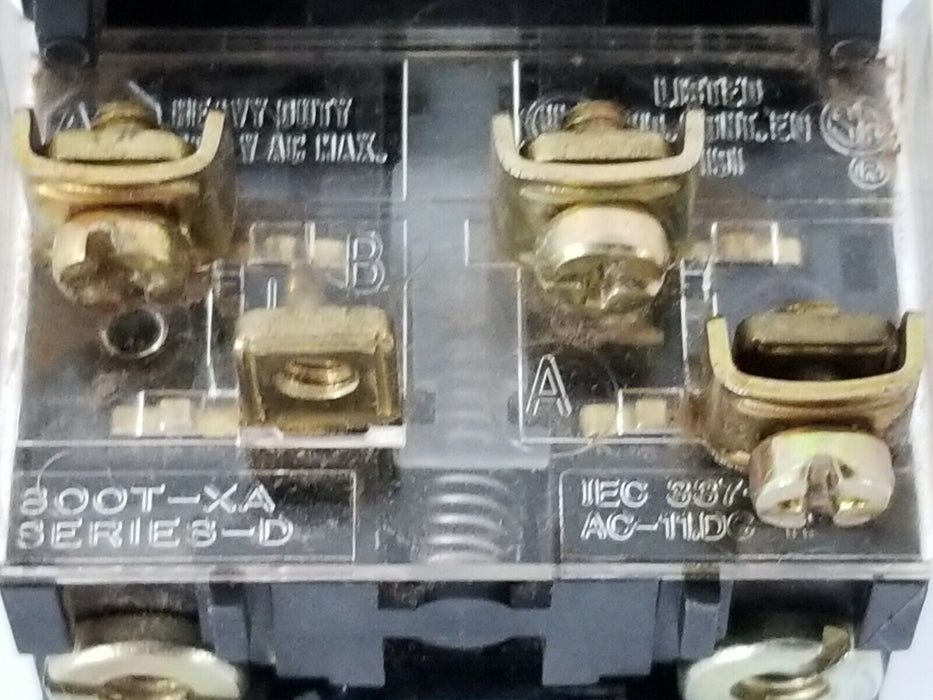 ALLEN BRADLEY 800T-PB16 PUSHBUTTON 800TPB16 SER. T 120V, 800T-XA SER. D NO LAMP