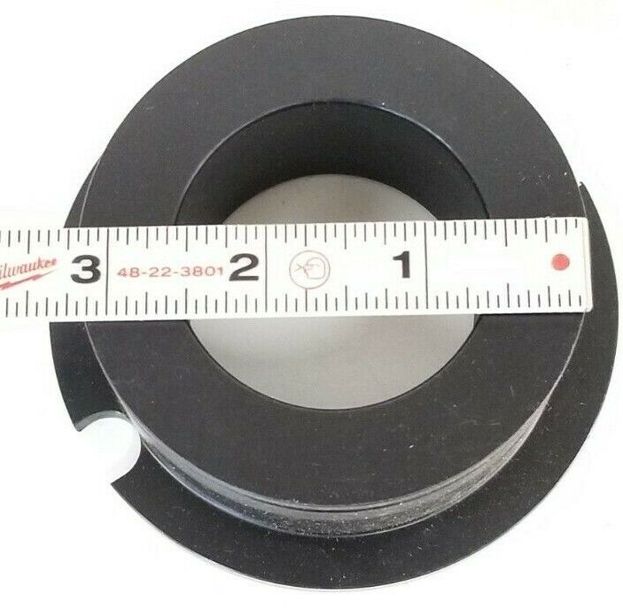 LOT OF 6 NEW GENERIC LN1005 PLASTIC FLANGE BUSHINGS 4'' O.D.