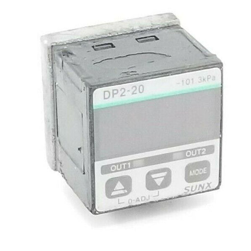 SUNX DP2-20 DIGITAL PRESSURE SENSOR DP220, 12 TO 24V DC W/O LEAD