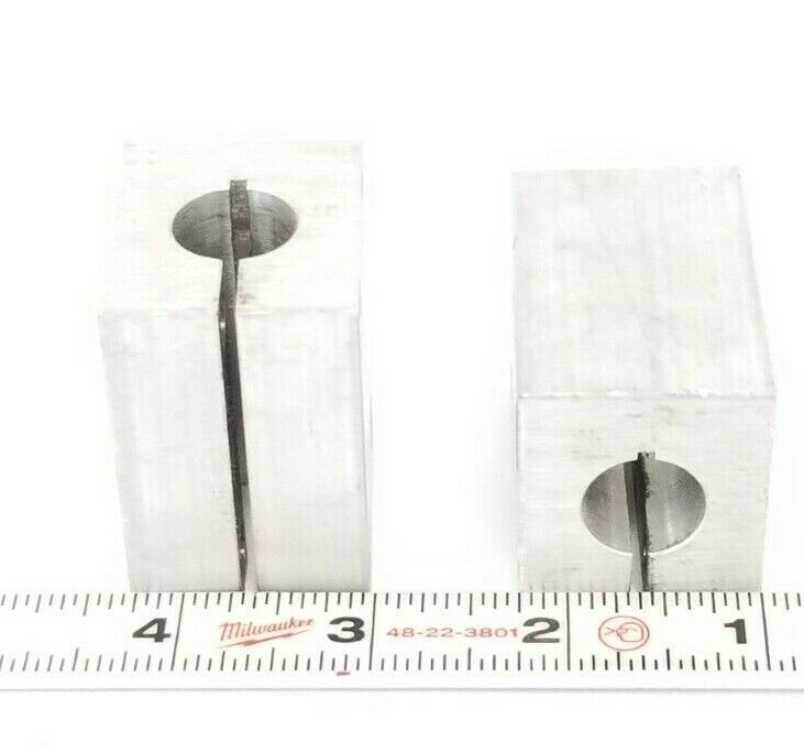 LOT OF 2 GENERIC 920B137 CLAMP FLAP GUIDES 4-41484 REV-A / AC331