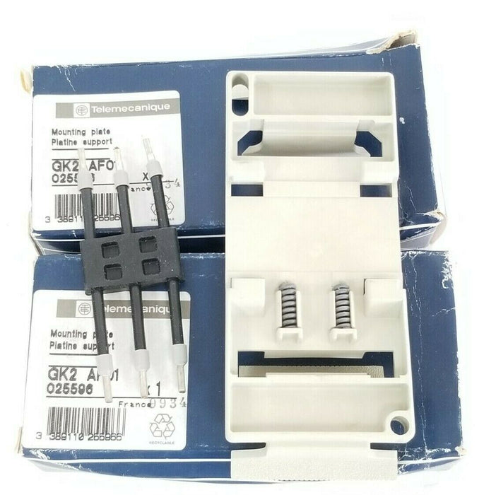 LOT OF 5 NIB TELEMECANIQUE GK2AF01 MOUNTING PLATES 025596