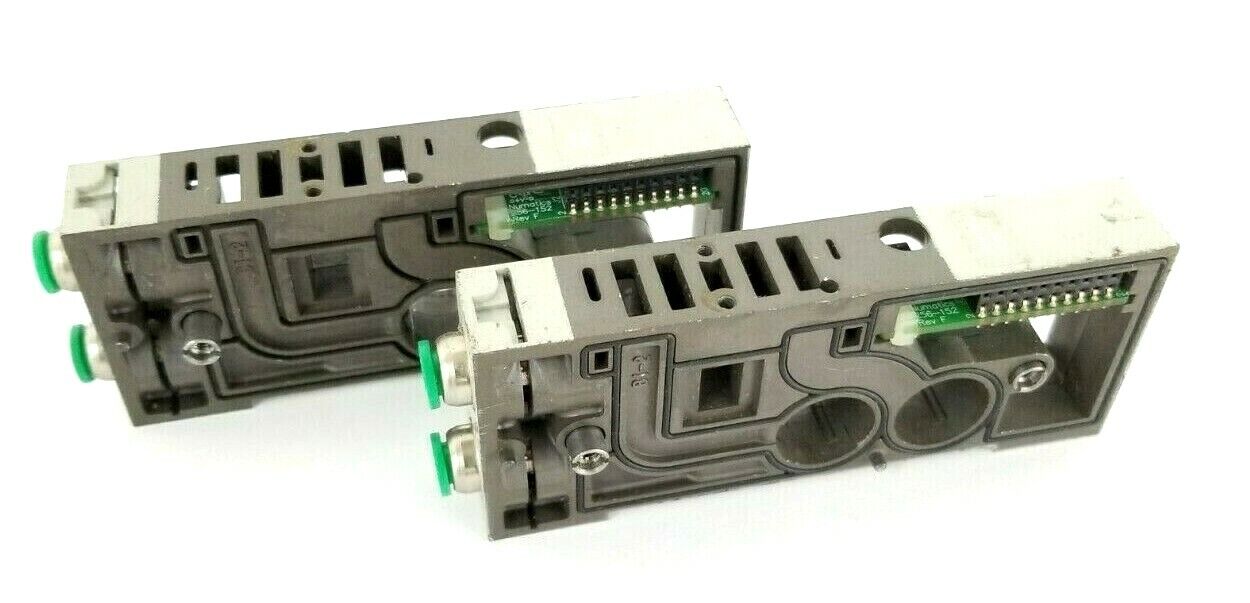 LOT OF 2 NUMATICS 006-207 MANIFOLD VALVES W/ 256-152 BOARDS