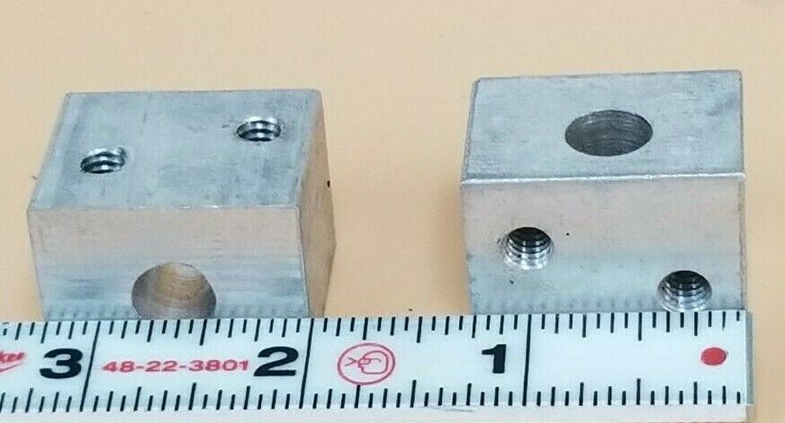 LOT OF 8 GENERIC 2CP0300069S ALUMINUM PLATE ROCKS