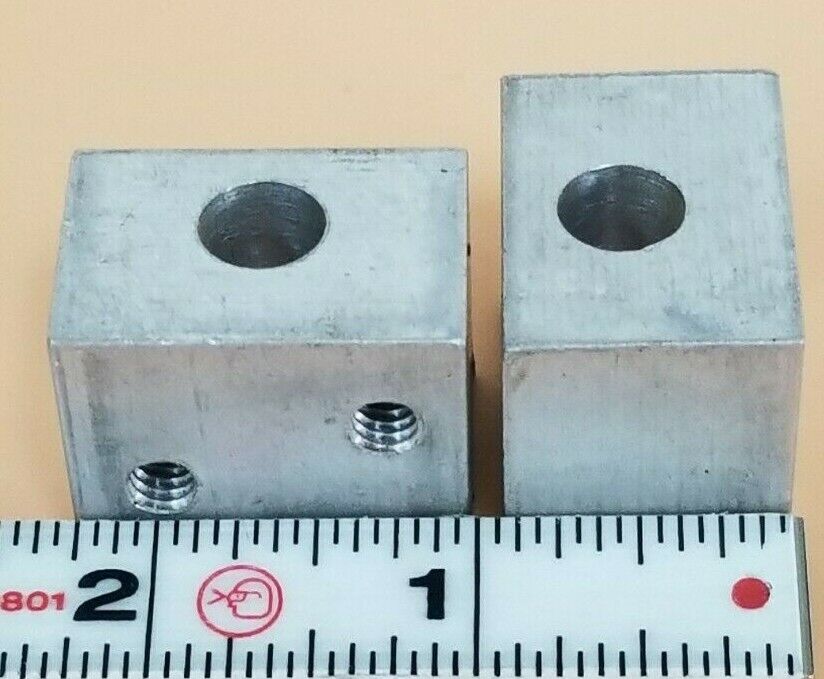 LOT OF 8 GENERIC 2CP0300069S ALUMINUM PLATE ROCKS