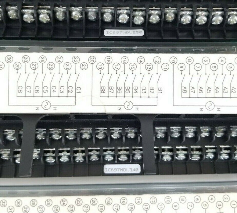 LOT OF 2 GE FANUC INPUT / OUTPUT MODULES IC697MDL340 & IC697MDL250