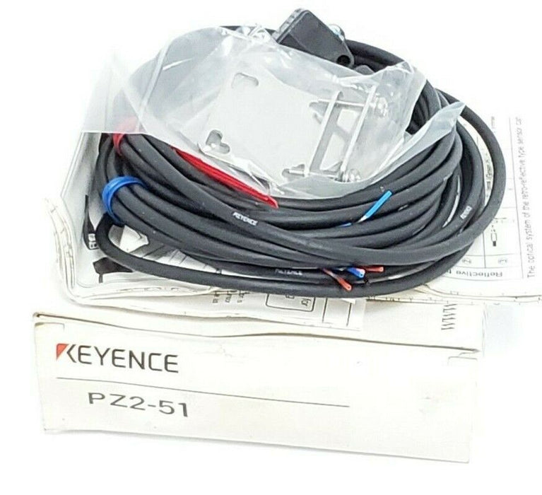 NIB KEYENCE PZ2-51 PHOTOELECTRIC SENSOR 7000MM RANGE W/AMPLIFIER PZ251