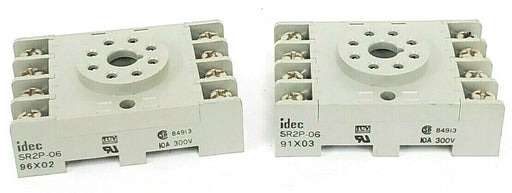LOT OF 2 IDEC SR2P-06 RELAY SOCKETS 10A, 300V, SR2P06