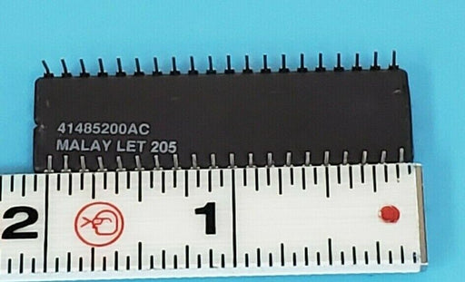 INTEL D8032AH MICROCOMPUTER IC L2092032 8-BIT HMOS CDIP40