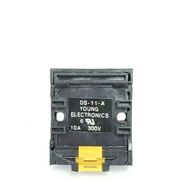 YOUNG ELECTRONICS DS-11-A RELAY SOCKET 10AMP 300V 11PIN OCTAL DS11A