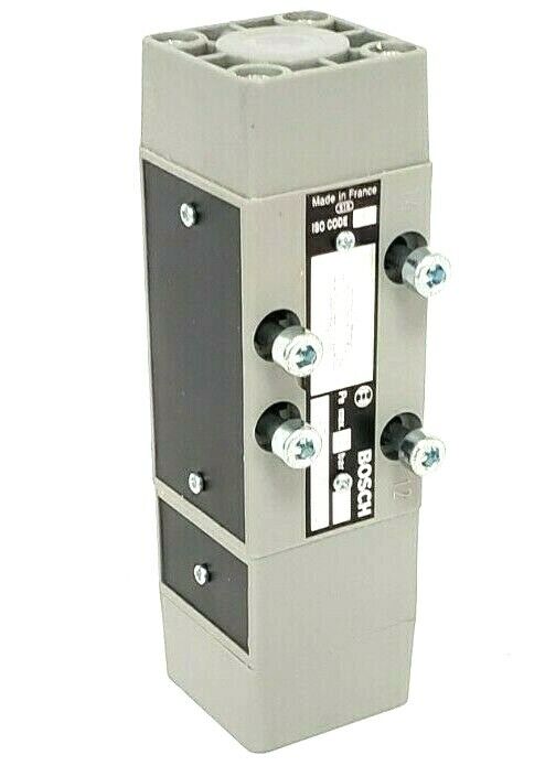 NEW BOSCH REXROTH 0-820-227-001 DIRECTIONAL-CONTROL VALVE DP 5/3 ISO 106