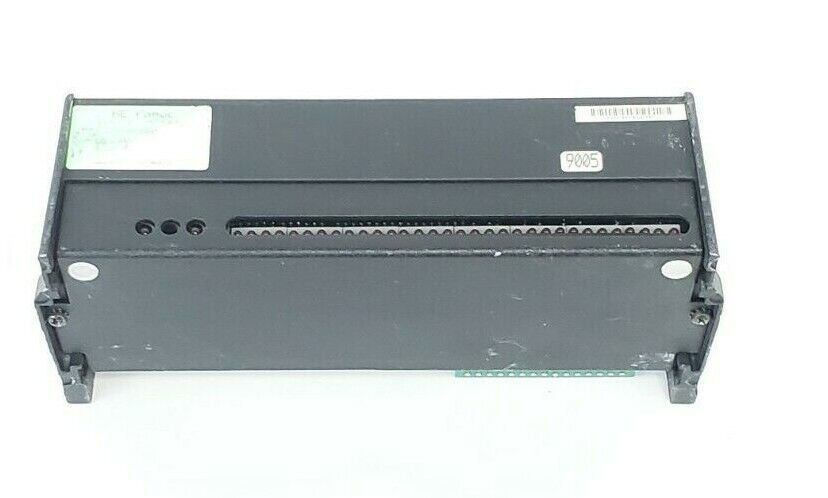 GE FANUC IC660EBD024 ELECTR. MODULE 2/24 VDC SOURCE I/O 32 CIRCUIT