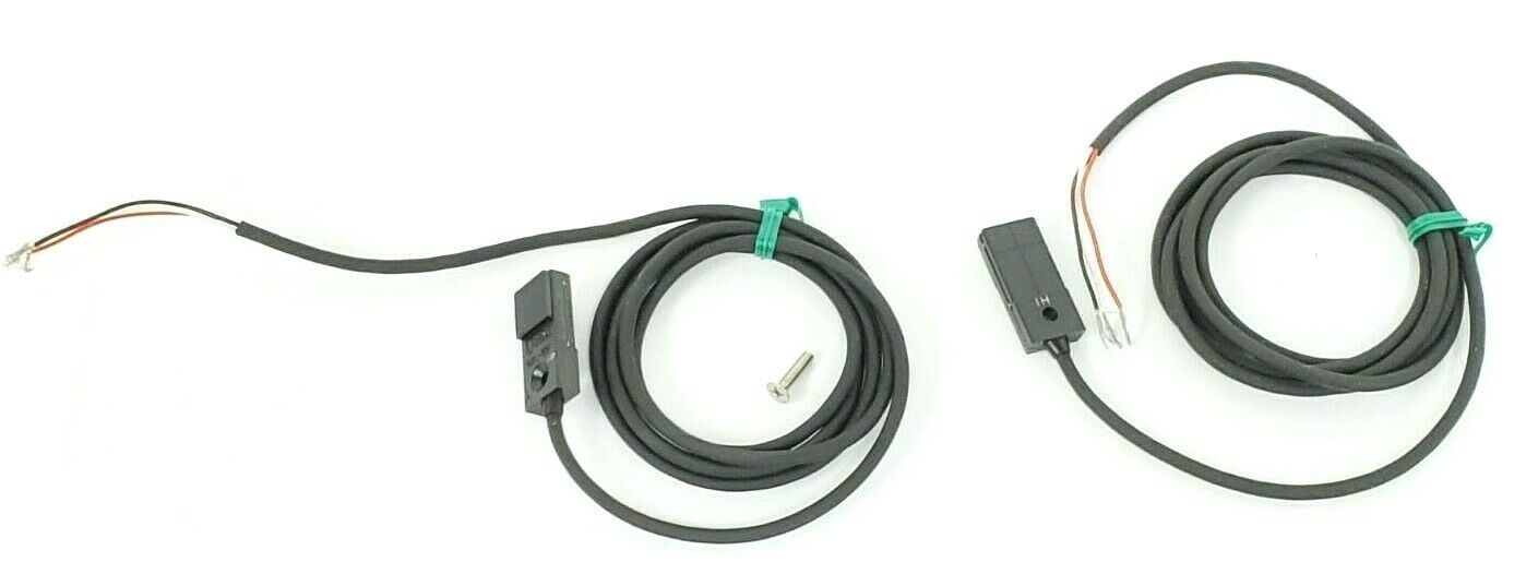 LOT OF 2 NEW SUNX GXL-12F-P PROXIMITY SENSORS GXL12FP