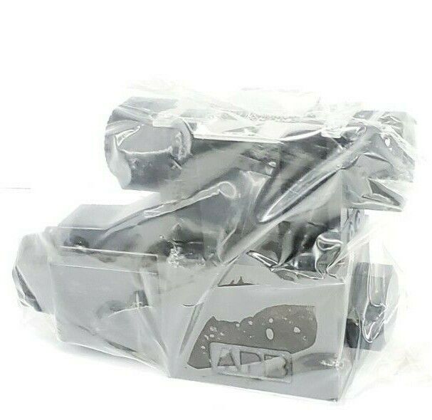 NEW DAIKEN INDUSTRIES KS0-G02-2BA-30-EN SOLENOID VALVE 36-0019 KSOG022BA30EN