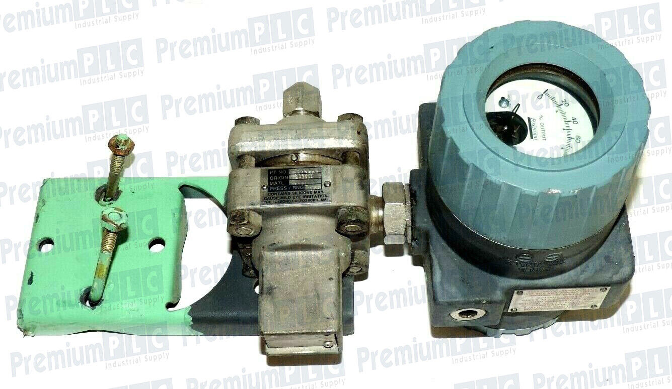 FOXBORO 821GM-DS1SH2-AM INTELLIGENT TRANSMITTER W/ L0121GT/C 820 TRANSMITTER