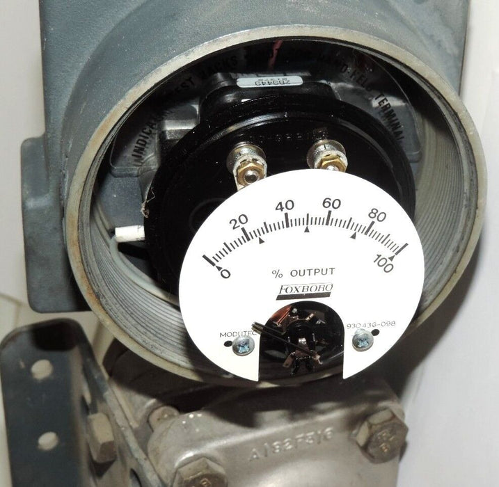 FOXBORO 821GM-DS1SH2-AM INTELLIGENT TRANSMITTER W/ L0121GT/C 820 TRANSMITTER