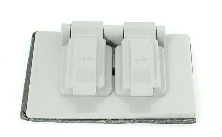 LOT OF 2 NEW COOPER S1962 PLASTIC PROTECTIVE COVERS FOR DUPLEX DEVICE